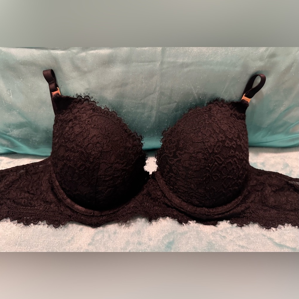 Gently Used Aerie Real Power Plunge Lace Bra